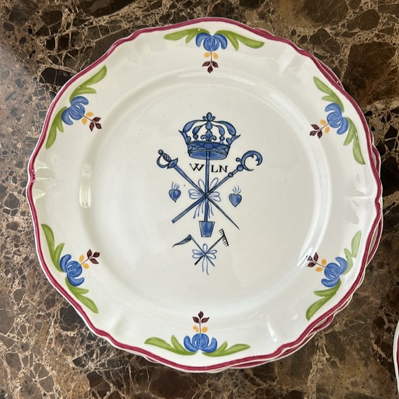 Saint Amand Liberte Hand Painted Plate—Vintage—BEAUTIFUL!!  Great Vintage Cond! - Picture 3 of 16